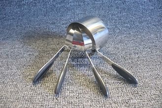 China el bakeware de plata 125ml fijó las tazas de medición de acero de las cucharas del metal multi del propósito fijadas de 4 para la hornada proveedor