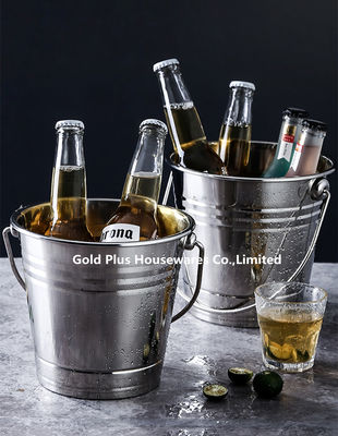 tipo mini cubo de hielo del cubo 2.5L y del refrigerador y del tenedor de acero barato de acero inoxidable del vino del cubo de hielo del cubo de hielo proveedor